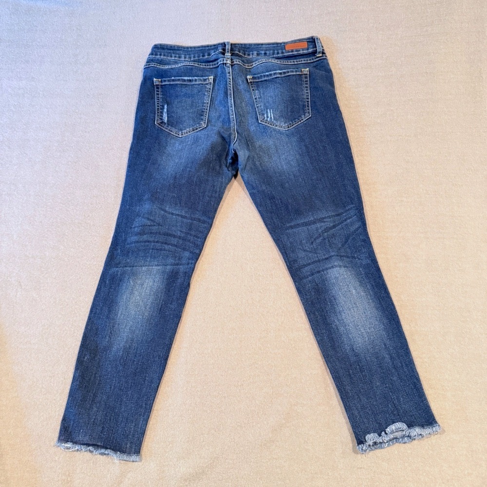 JUST USA Distressed Skinny Jeans Womens Size 29 Blue Stretch Mid Rise Frayed Hem - Picture 2 of 10